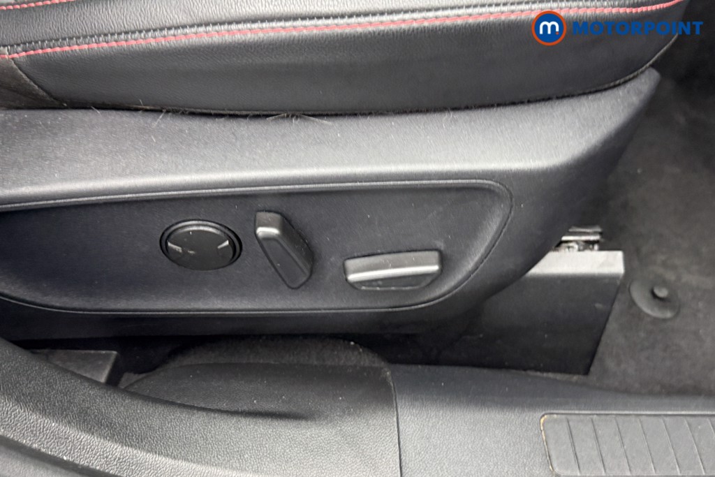 Ford Kuga St-Line X Edition Automatic Petrol-Electric Hybrid SUV - Stock Number (1632153) - 17th supplementary image