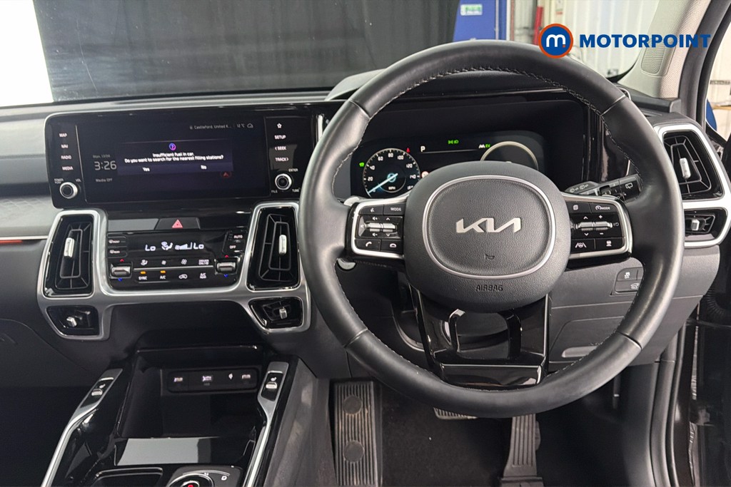 KIA Sorento 3 Automatic Petrol-Electric Hybrid SUV - Stock Number (1632158) - 2nd supplementary image