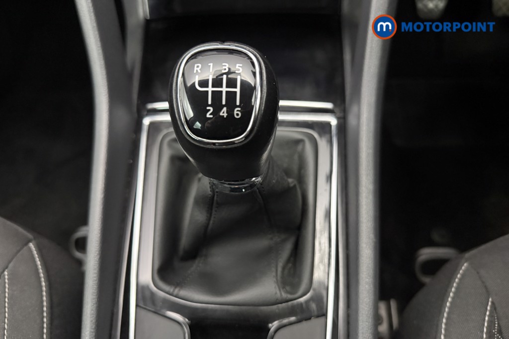 Skoda Karoq Se Technology Manual Petrol SUV - Stock Number (1632632) - 7th supplementary image