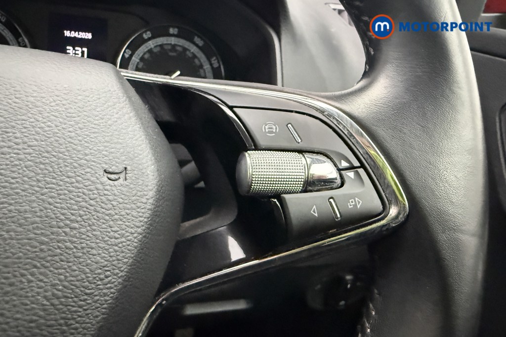 Skoda Karoq Se Technology Manual Petrol SUV - Stock Number (1632632) - 15th supplementary image