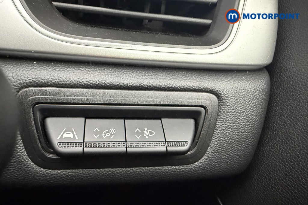 Renault Captur Techno Manual Petrol SUV - Stock Number (1632730) - 17th supplementary image