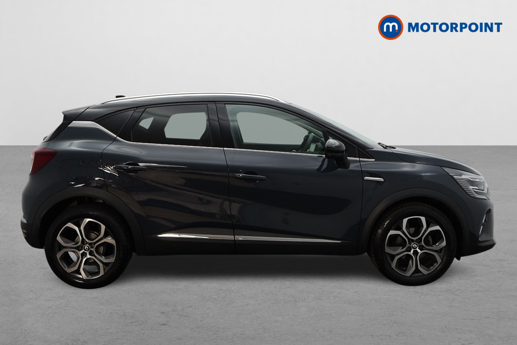 Renault Captur Techno Manual Petrol SUV - Stock Number (1632730) - Drivers side