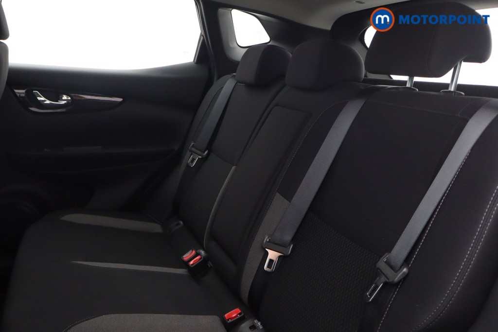 Nissan Qashqai Acenta Premium Automatic Petrol SUV - Stock Number (1632734) - 16th supplementary image