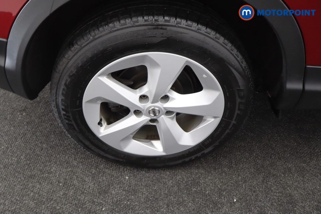 Nissan Qashqai Acenta Premium Automatic Petrol SUV - Stock Number (1632734) - 21st supplementary image