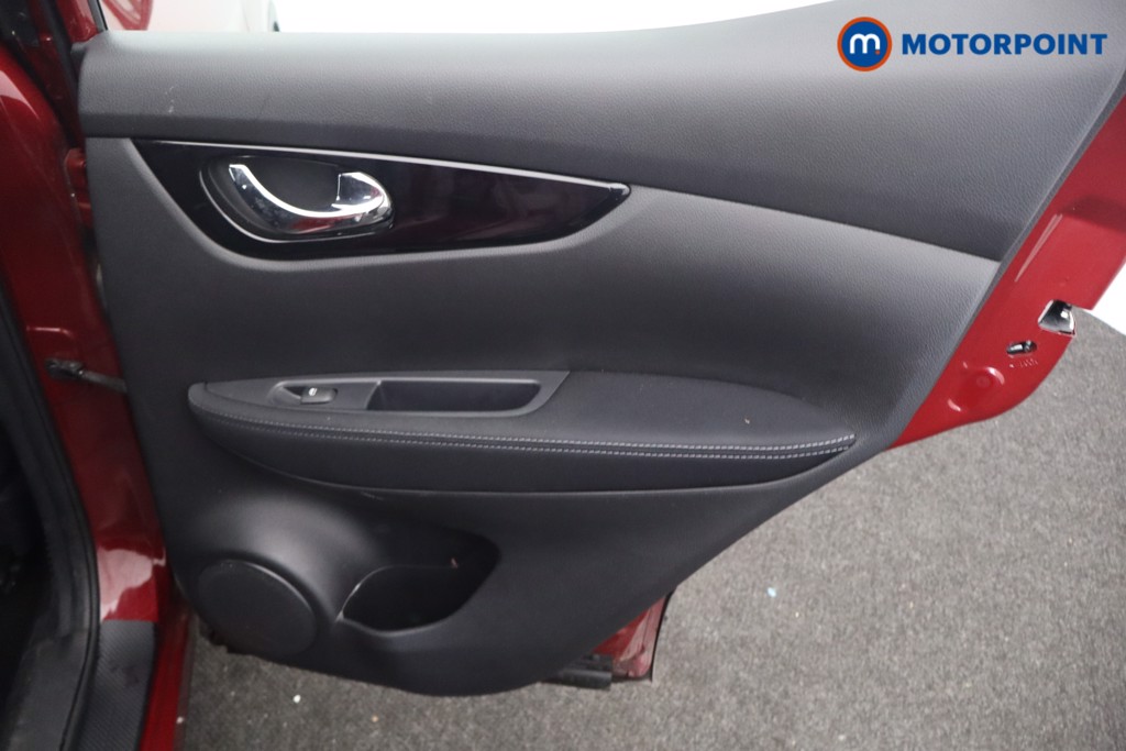 Nissan Qashqai Acenta Premium Automatic Petrol SUV - Stock Number (1632734) - 25th supplementary image