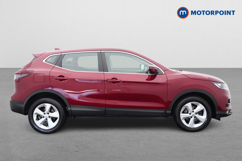 Nissan Qashqai Acenta Premium Automatic Petrol SUV - Stock Number (1632734) - Drivers side