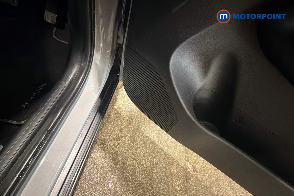 Hyundai Kona Advance Automatic Petrol-Electric Hybrid SUV - Stock Number (1632846) - 21st supplementary image