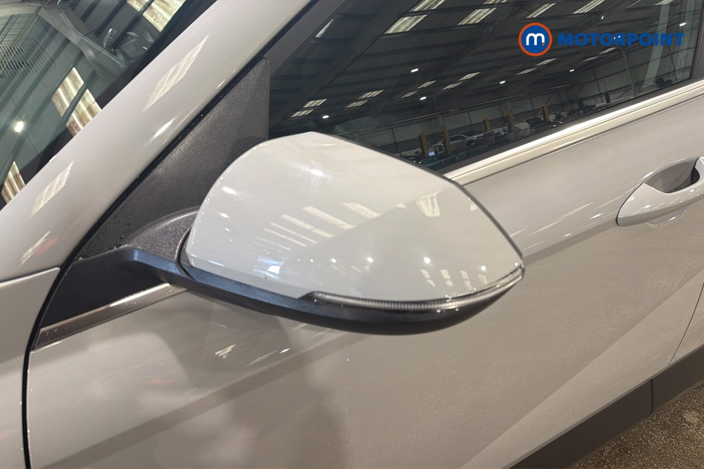 Hyundai Kona Advance Automatic Petrol-Electric Hybrid SUV - Stock Number (1632846) - 43rd supplementary image