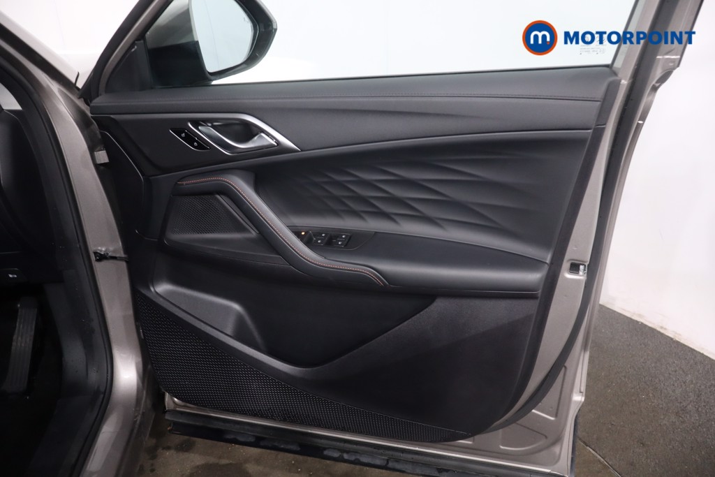 Mg Motor Uk HS Trophy Automatic Petrol-Electric Hybrid SUV - Stock Number (1632848) - 23rd supplementary image