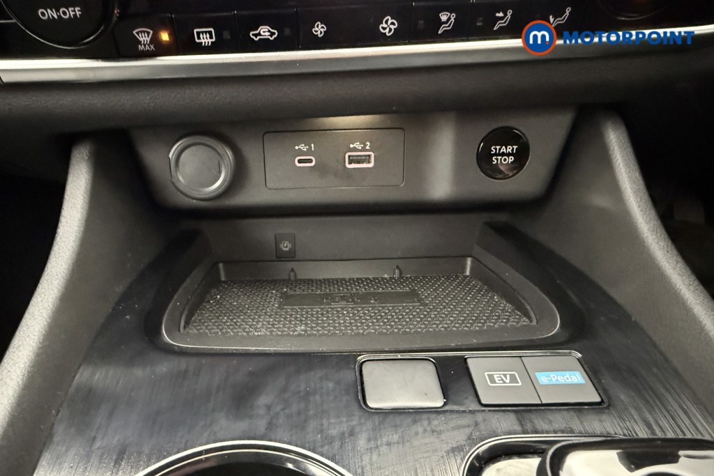 Nissan X-Trail Acenta Premium Automatic Petrol-Electric Hybrid SUV - Stock Number (1632964) - 13th supplementary image