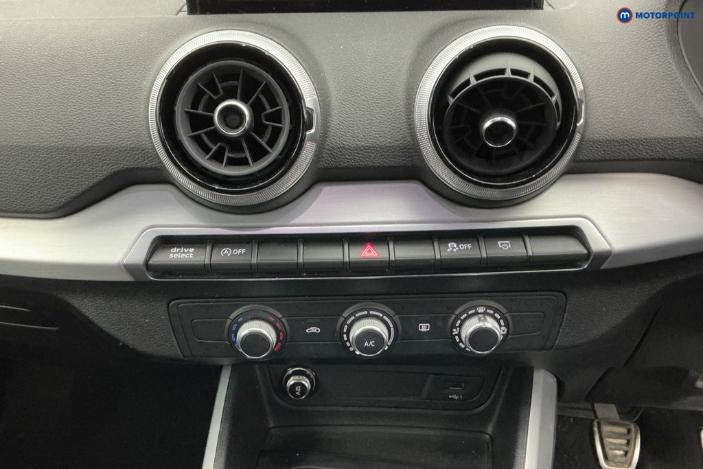 Audi Q2 S Line Manual Petrol SUV - Stock Number (1633065) - 19th supplementary image