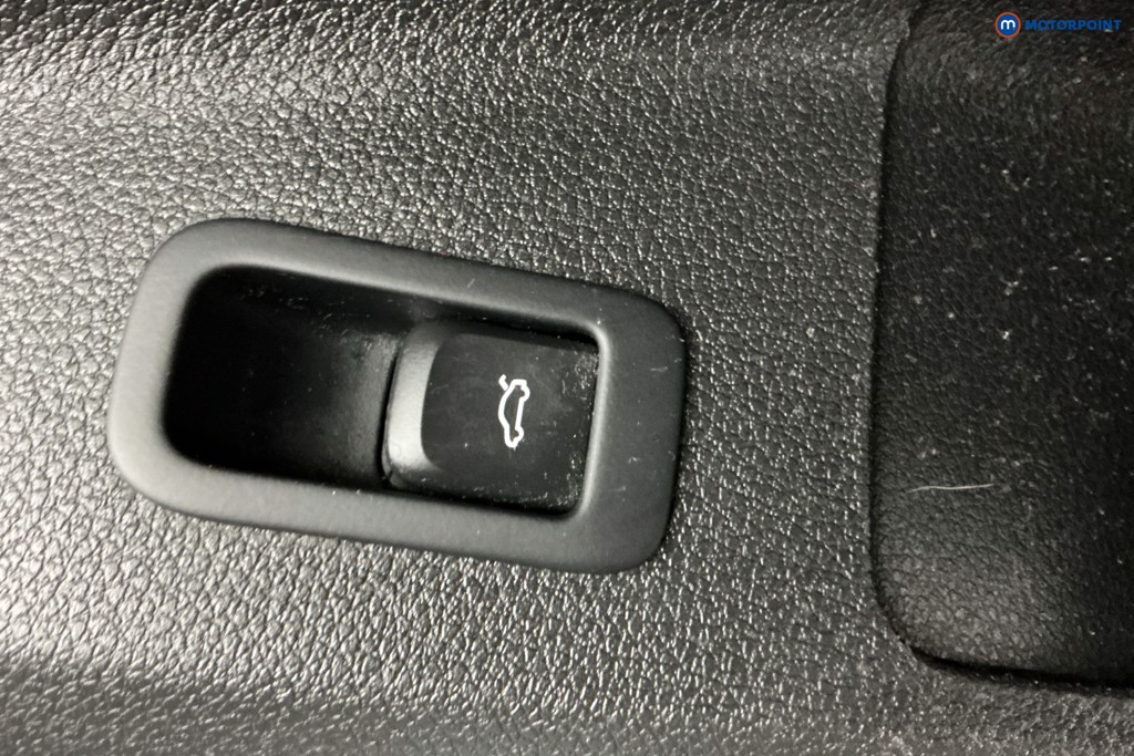 Audi Q2 S Line Manual Petrol SUV - Stock Number (1633065) - 28th supplementary image