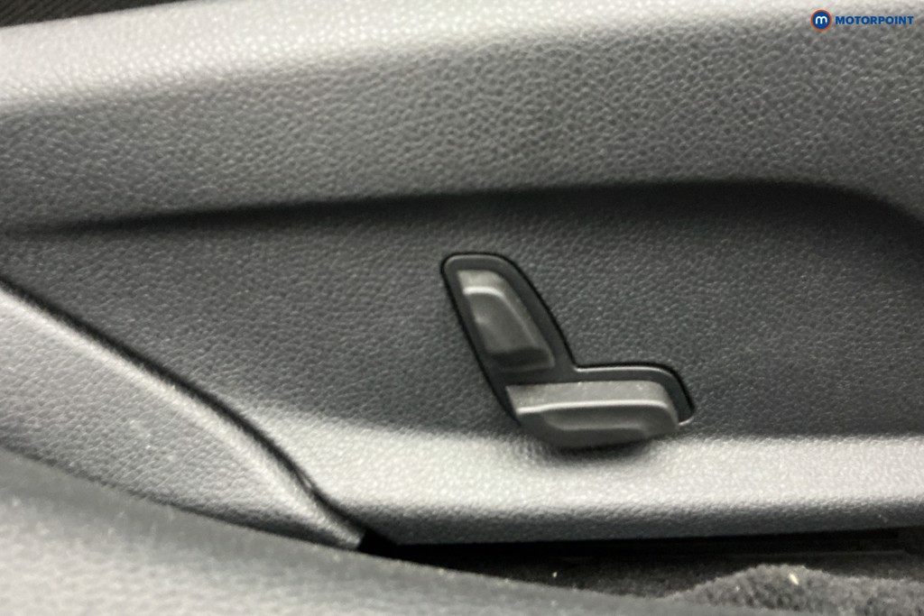 Mercedes-Benz C Class Amg Line Edition Automatic Diesel Saloon - Stock Number (1633234) - 29th supplementary image