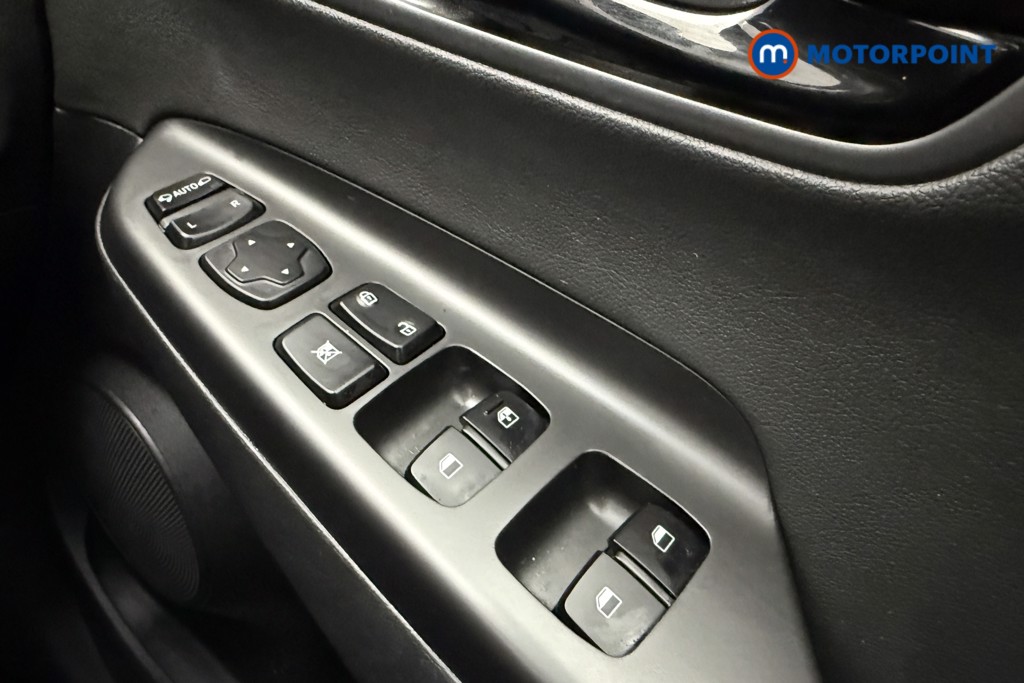 Hyundai Kona Premium Se Manual Petrol SUV - Stock Number (1633429) - 18th supplementary image