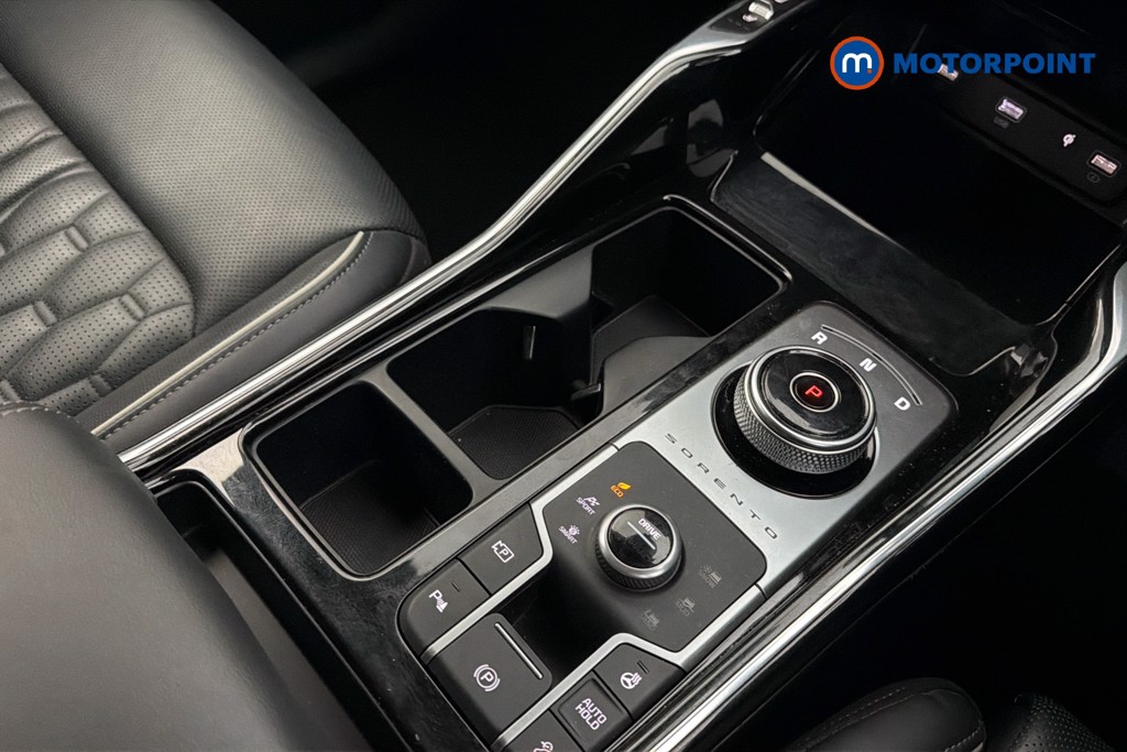 KIA Sorento 4 Automatic Petrol-Electric Hybrid SUV - Stock Number (1633810) - 15th supplementary image