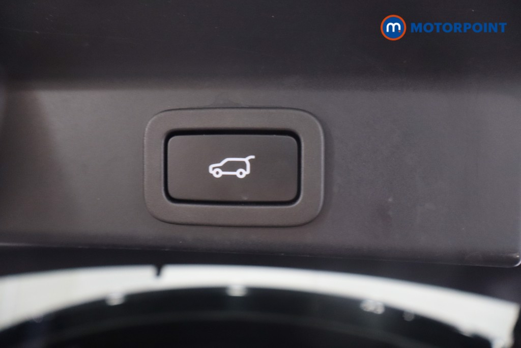 Jaguar F-Pace R-Dynamic S Automatic Petrol Plug-In Hybrid SUV - Stock Number (1634183) - 47th supplementary image