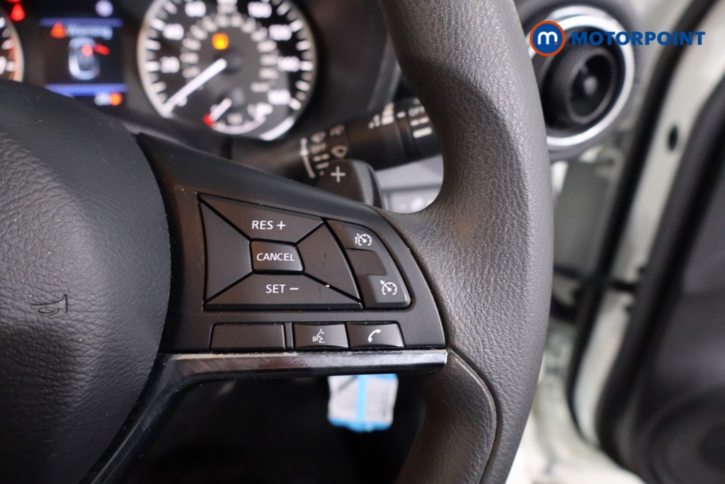 Nissan Juke Acenta Automatic Petrol SUV - Stock Number (1634239) - 8th supplementary image