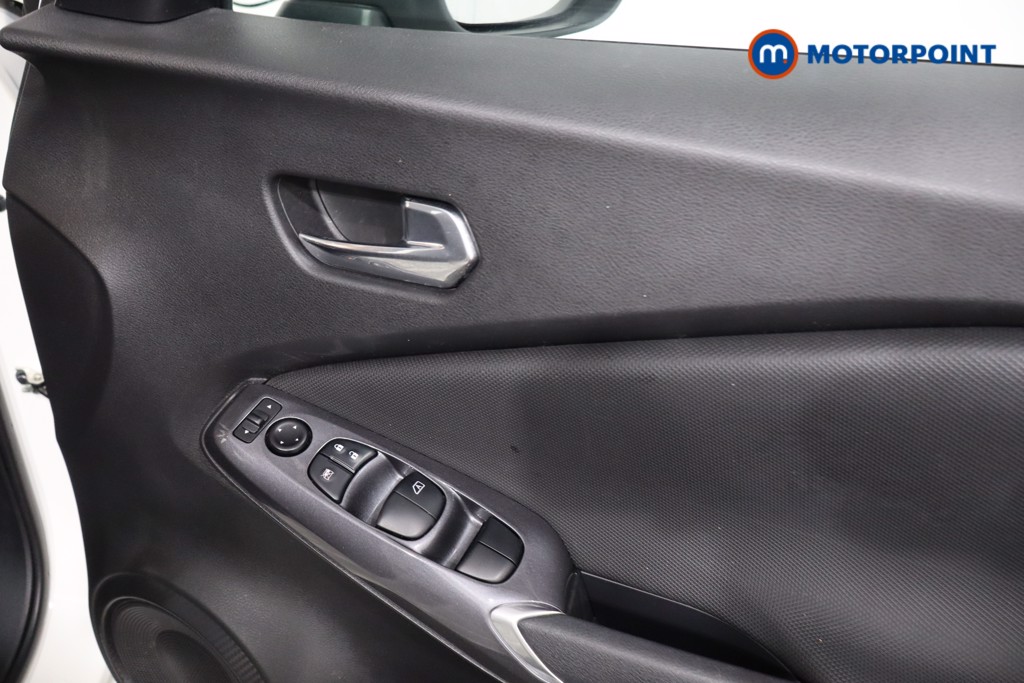 Nissan Juke Acenta Automatic Petrol SUV - Stock Number (1634239) - 23rd supplementary image