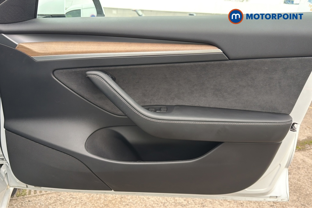 Tesla Model 3 Rwd 4Dr Auto Automatic Electric Saloon - Stock Number (1634443) - 18th supplementary image