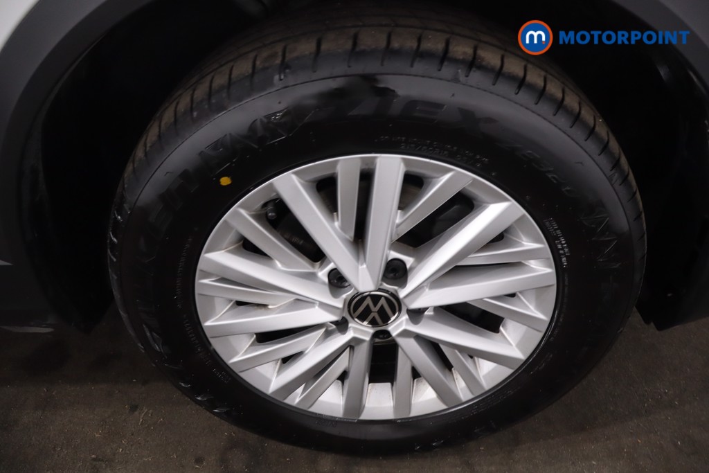 Volkswagen T-Roc Life Automatic Petrol SUV - Stock Number (1634463) - 9th supplementary image