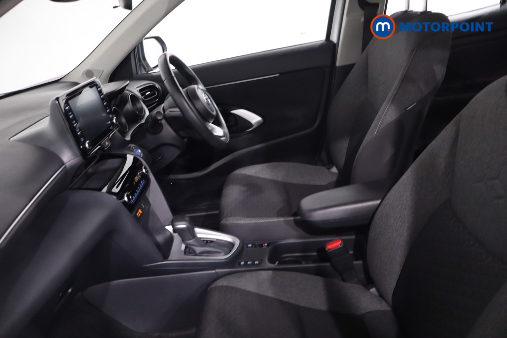 Toyota Yaris Cross Icon Automatic Petrol-Electric Hybrid Estate - Stock Number (1634472) - 4th supplementary image