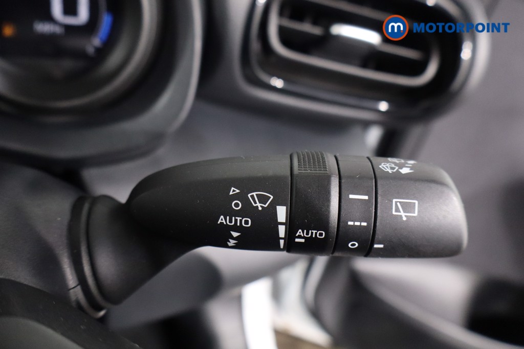 Toyota Yaris Cross Icon Automatic Petrol-Electric Hybrid Estate - Stock Number (1634472) - 15th supplementary image