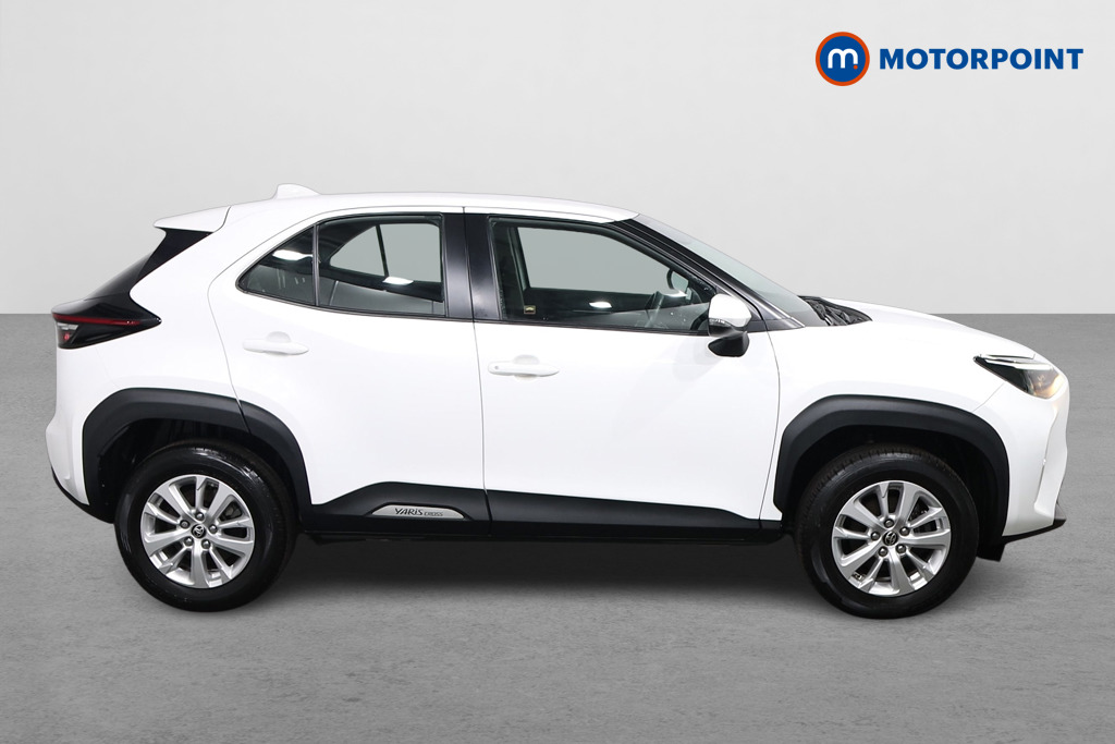 Toyota Yaris Cross Icon Automatic Petrol-Electric Hybrid Estate - Stock Number (1634472) - Drivers side