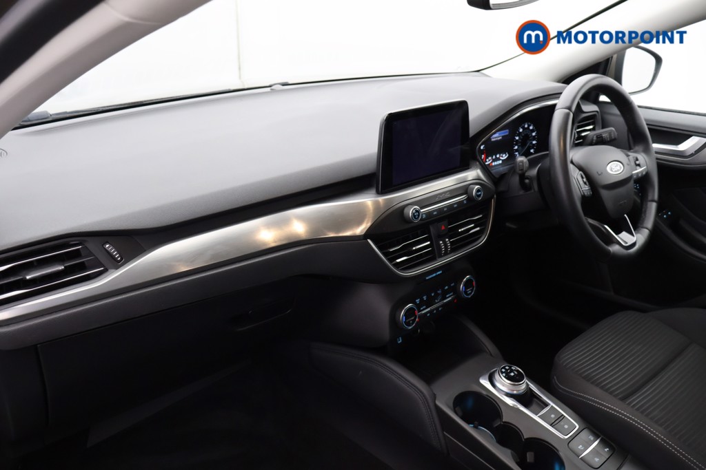 Ford Focus Titanium Automatic Petrol Hatchback - Stock Number (1634474) - 17th supplementary image