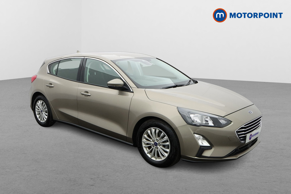 Ford Focus Titanium Automatic Petrol Hatchback - Stock Number (1634474) - Drivers side front corner