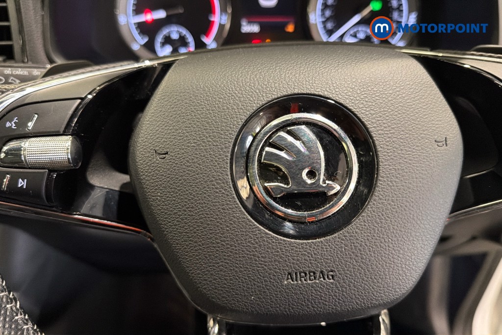 Skoda Karoq Sport Line Automatic Petrol SUV - Stock Number (1634511) - 5th supplementary image