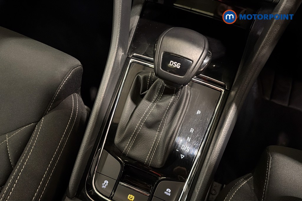 Skoda Karoq Sport Line Automatic Petrol SUV - Stock Number (1634511) - 15th supplementary image