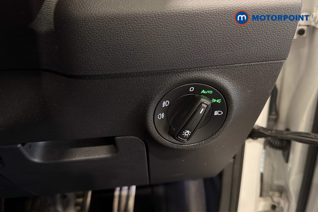 Skoda Karoq Sport Line Automatic Petrol SUV - Stock Number (1634511) - 18th supplementary image