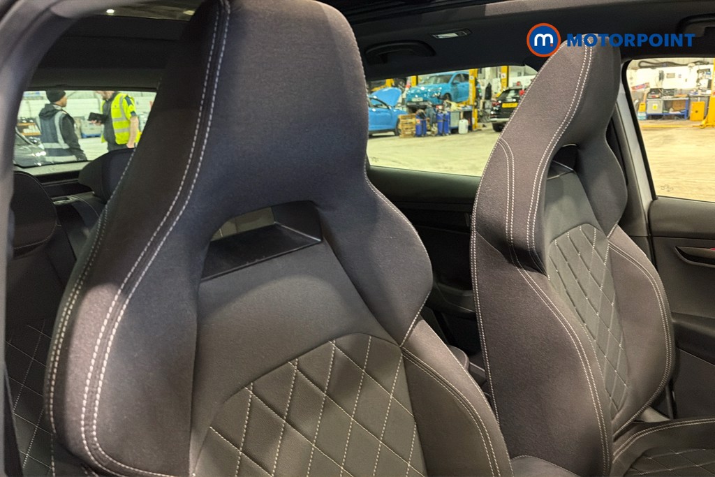 Skoda Karoq Sport Line Automatic Petrol SUV - Stock Number (1634511) - 23rd supplementary image