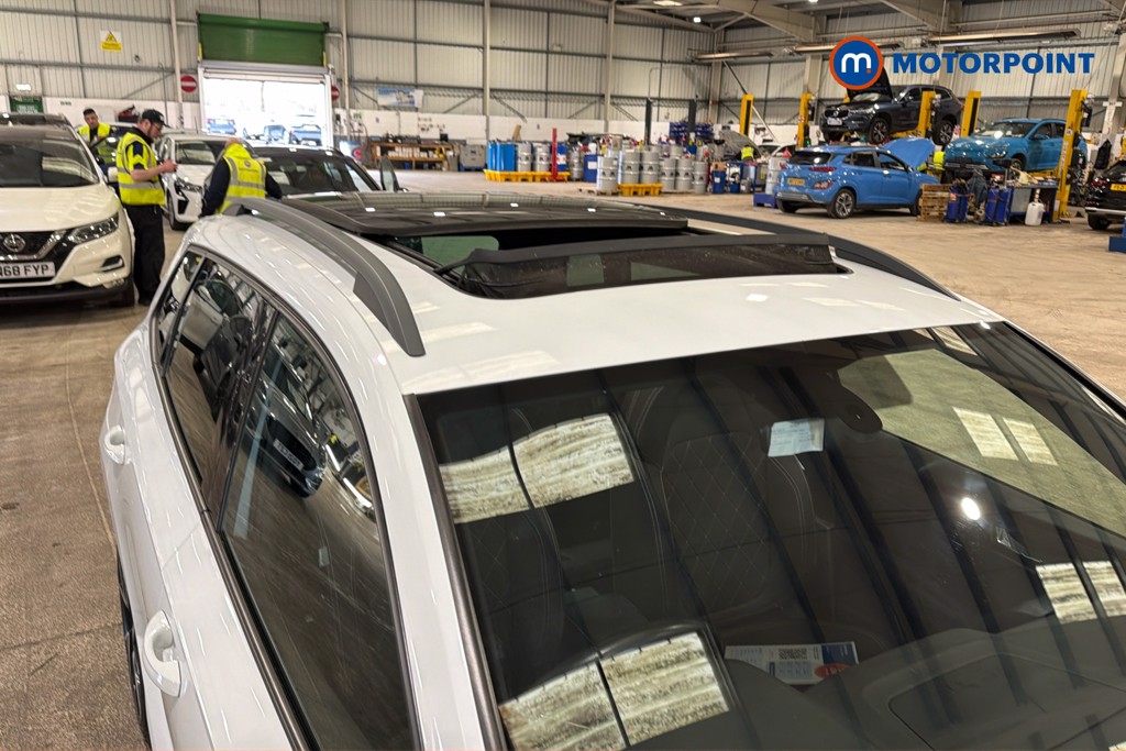 Skoda Karoq Sport Line Automatic Petrol SUV - Stock Number (1634511) - 52nd supplementary image