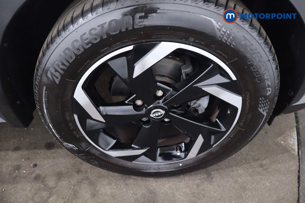 Nissan Juke N-Connecta Automatic Petrol SUV - Stock Number (1634574) - 10th supplementary image