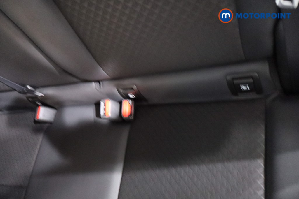 Nissan Juke N-Connecta Automatic Petrol SUV - Stock Number (1634574) - 26th supplementary image