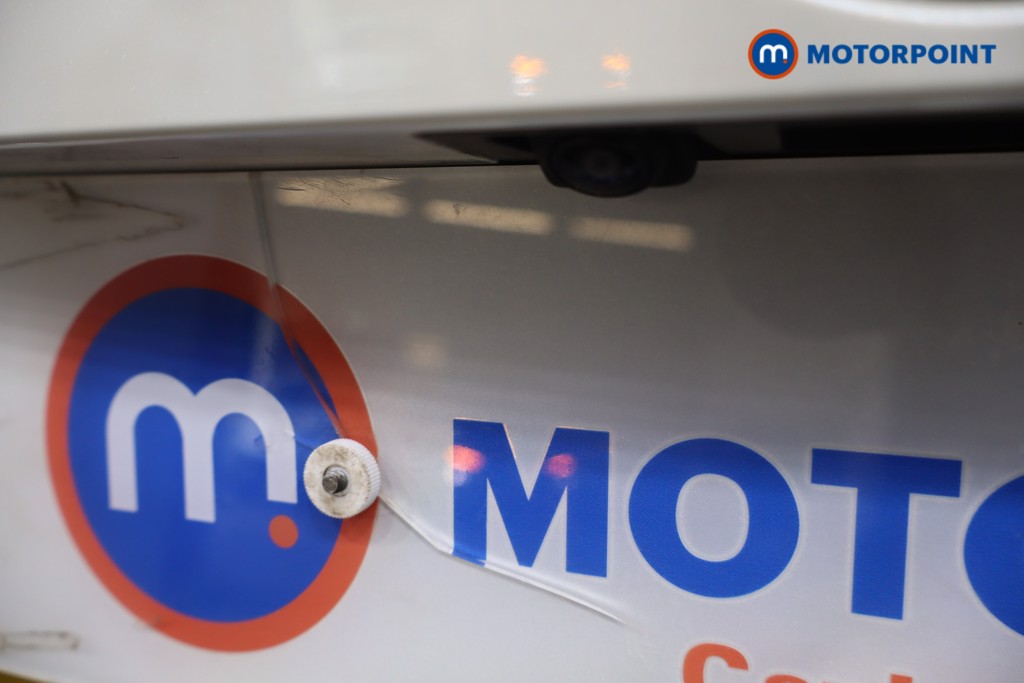 Nissan Juke N-Connecta Automatic Petrol SUV - Stock Number (1634574) - 37th supplementary image