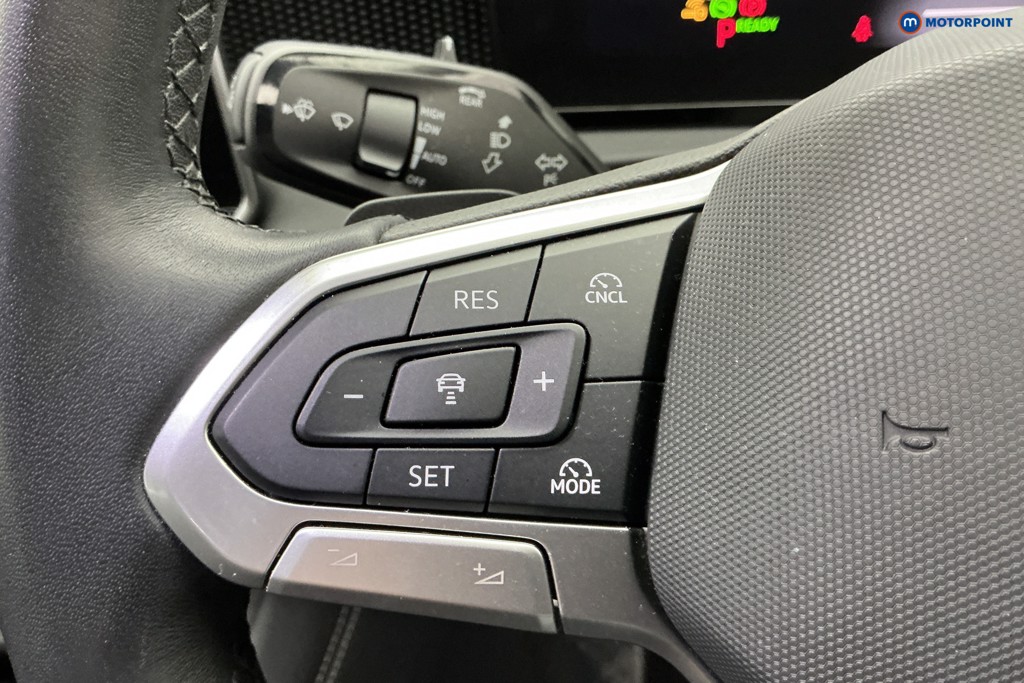 Volkswagen Tiguan Life Automatic Petrol SUV - Stock Number (1634926) - 21st supplementary image