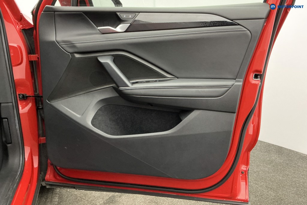 Volkswagen Tiguan Life Automatic Petrol SUV - Stock Number (1634926) - 26th supplementary image