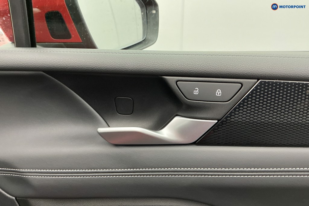 Volkswagen Tiguan Life Automatic Petrol SUV - Stock Number (1634926) - 28th supplementary image