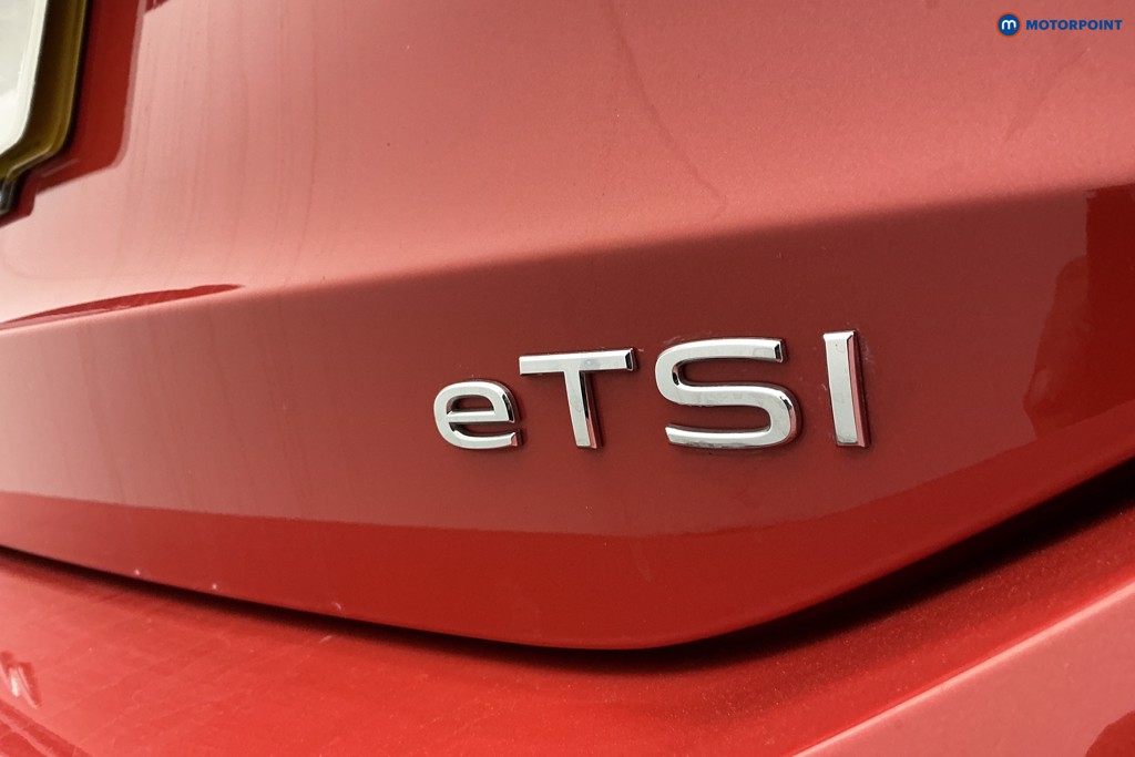 Volkswagen Tiguan Life Automatic Petrol SUV - Stock Number (1634926) - 35th supplementary image