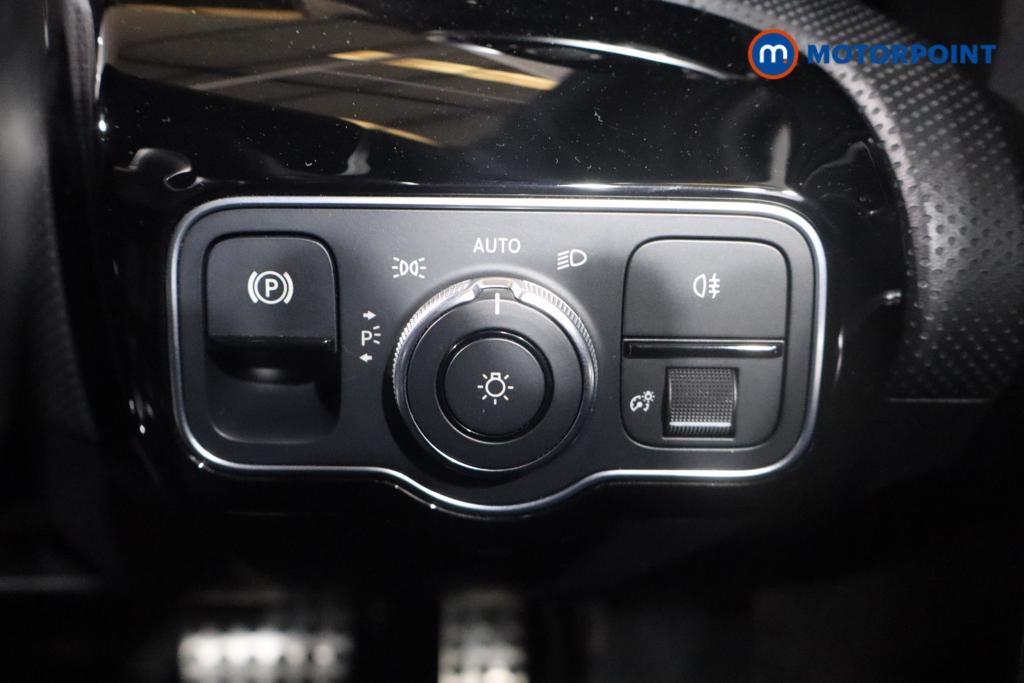 Mercedes-Benz A Class Amg Line Automatic Petrol Saloon - Stock Number (1634930) - 9th supplementary image