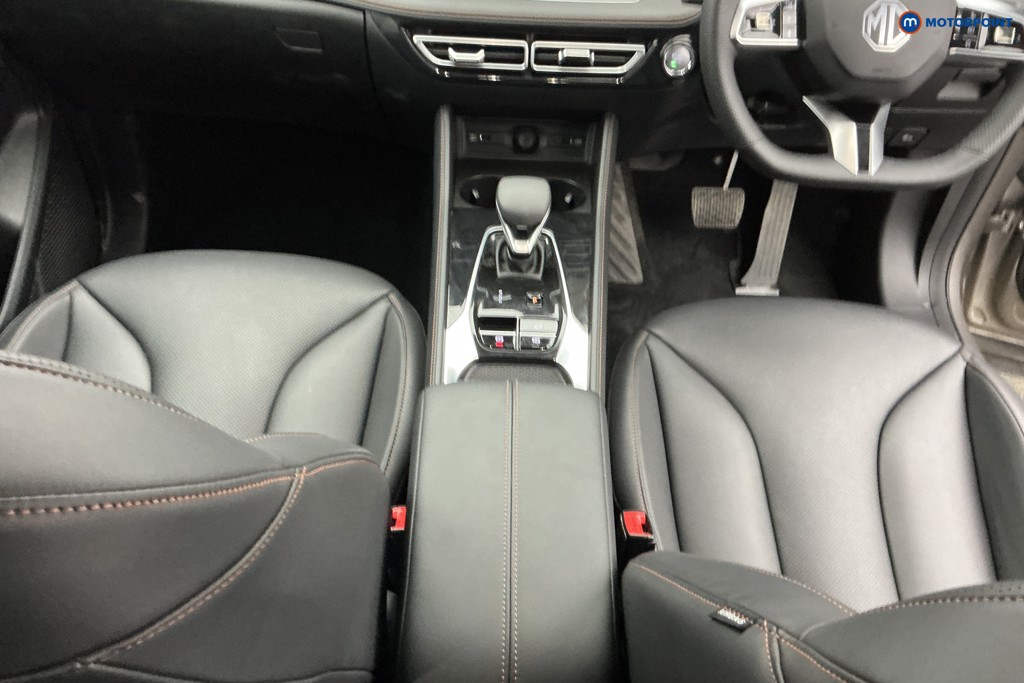 Mg Motor Uk HS Trophy Automatic Petrol-Electric Hybrid SUV - Stock Number (1634990) - 10th supplementary image