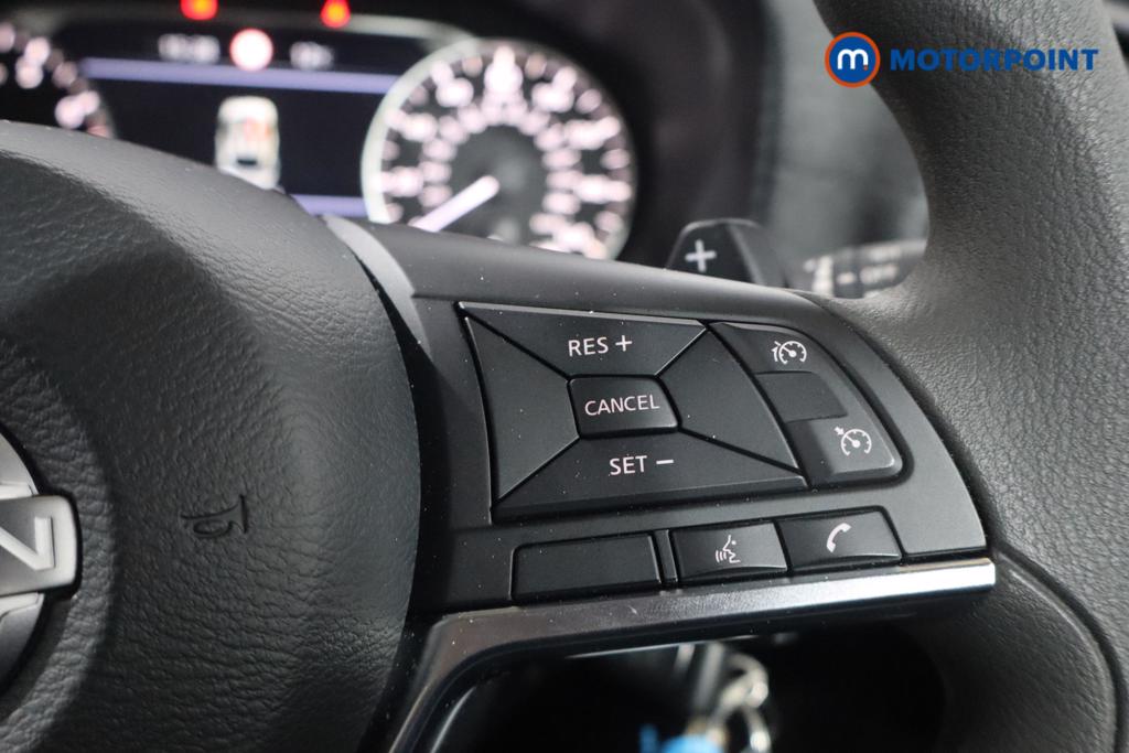 Nissan Juke Acenta Premium Automatic Petrol SUV - Stock Number (1635030) - 8th supplementary image