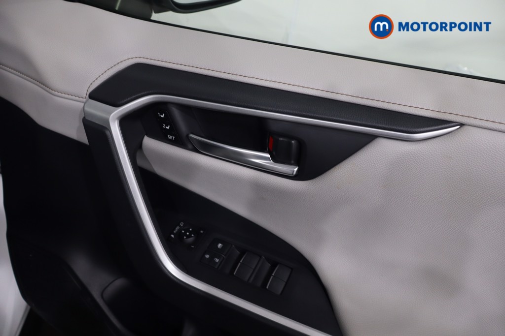 Toyota Rav4 Excel Automatic Petrol-Electric Hybrid SUV - Stock Number (1635079) - 27th supplementary image