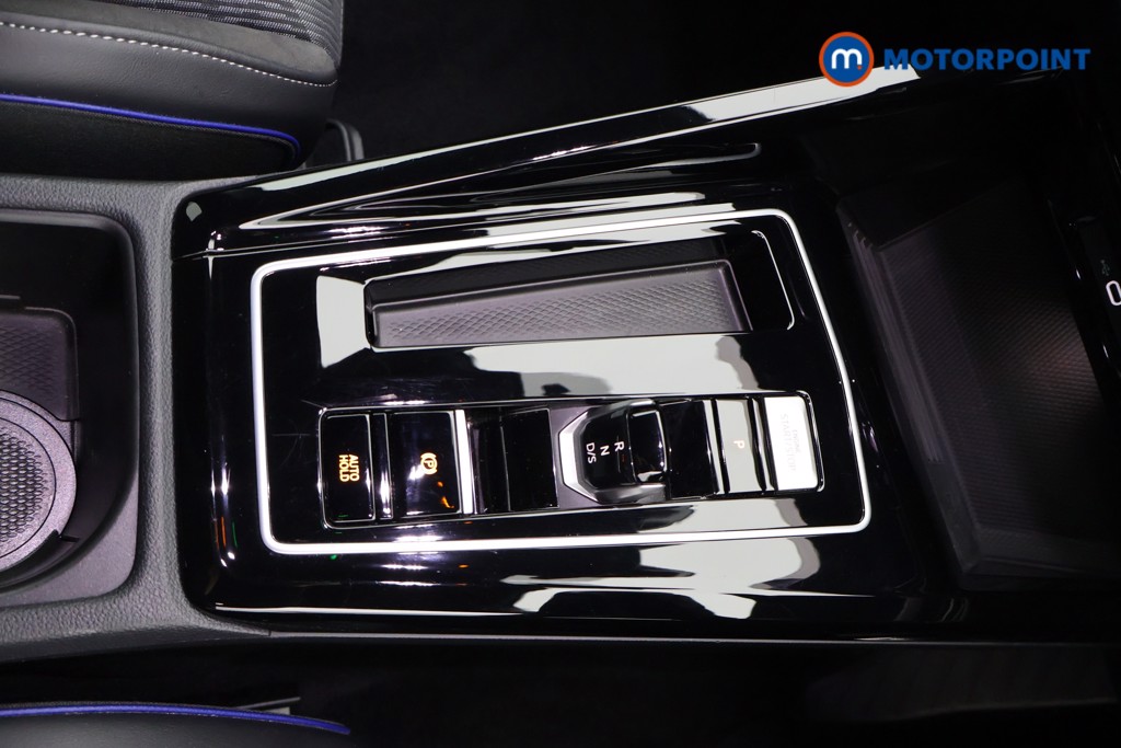 Volkswagen Golf R-Line Automatic Diesel Hatchback - Stock Number (1635148) - 9th supplementary image