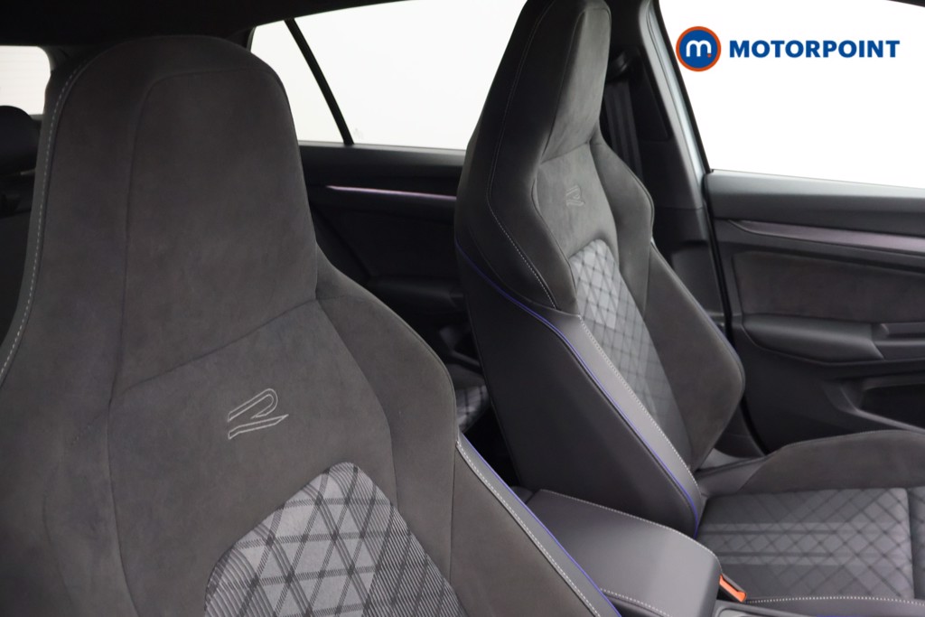 Volkswagen Golf R-Line Automatic Diesel Hatchback - Stock Number (1635148) - 15th supplementary image