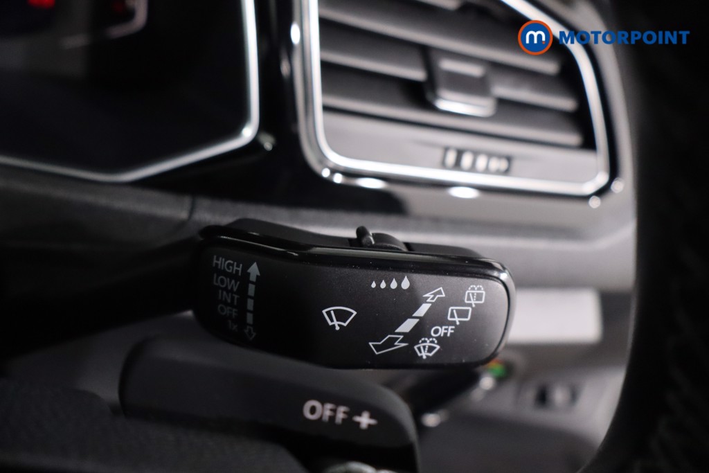 Volkswagen T-Roc R Automatic Petrol SUV - Stock Number (1635445) - 15th supplementary image