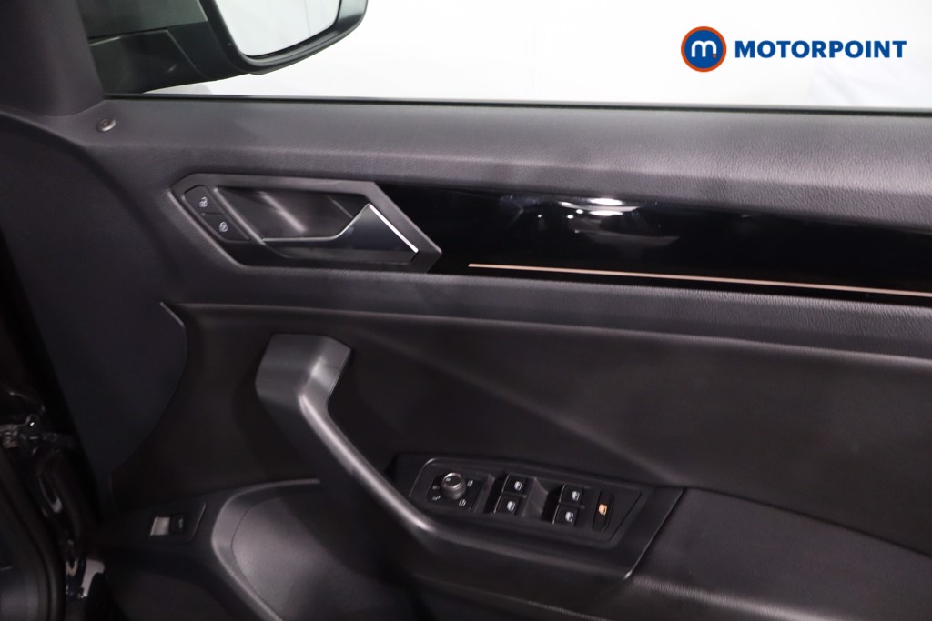 Volkswagen T-Roc R Automatic Petrol SUV - Stock Number (1635445) - 27th supplementary image