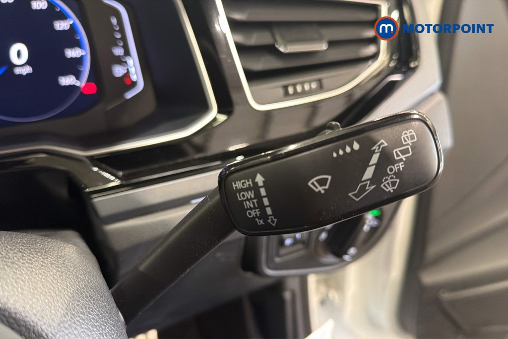 Volkswagen Taigo R-Line Manual Petrol SUV - Stock Number (1635472) - 7th supplementary image